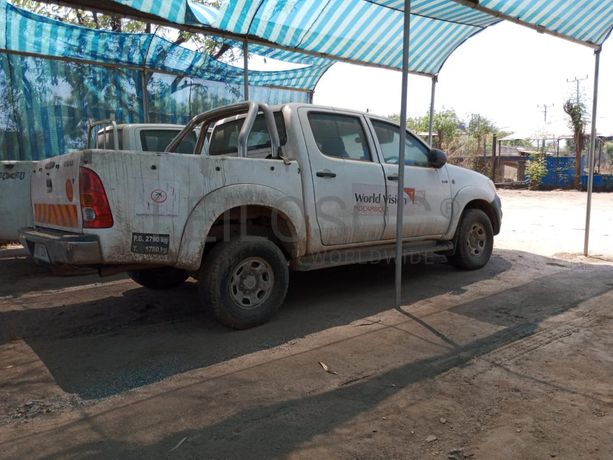 Toyota Hilux ·