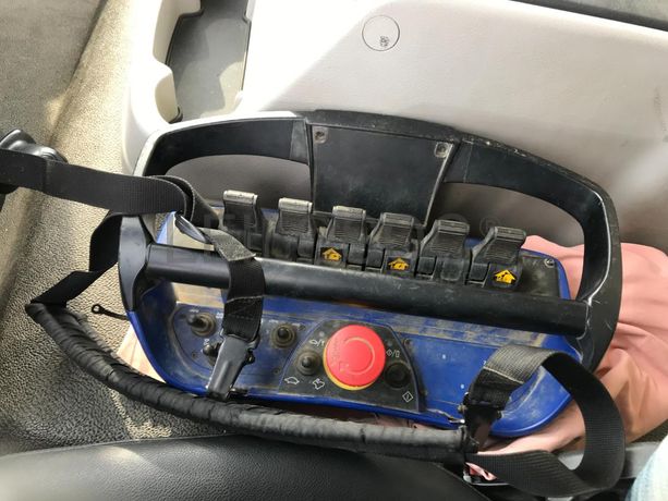 Renault 280DXI · Grua Fassi