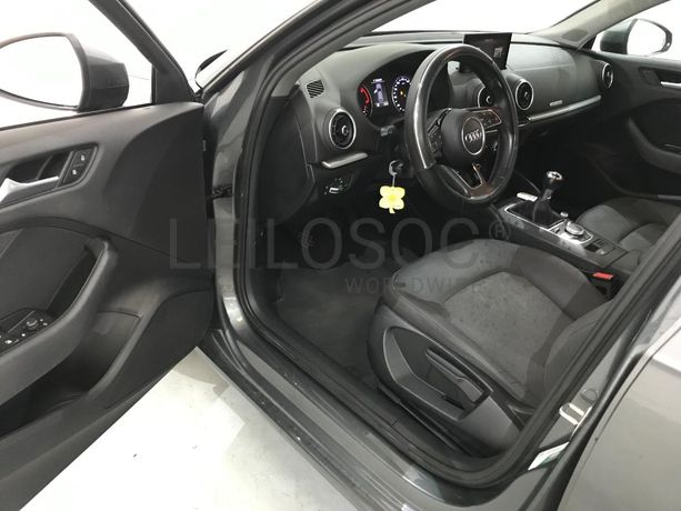 Audi A3 1.6TDI · Ano 2017