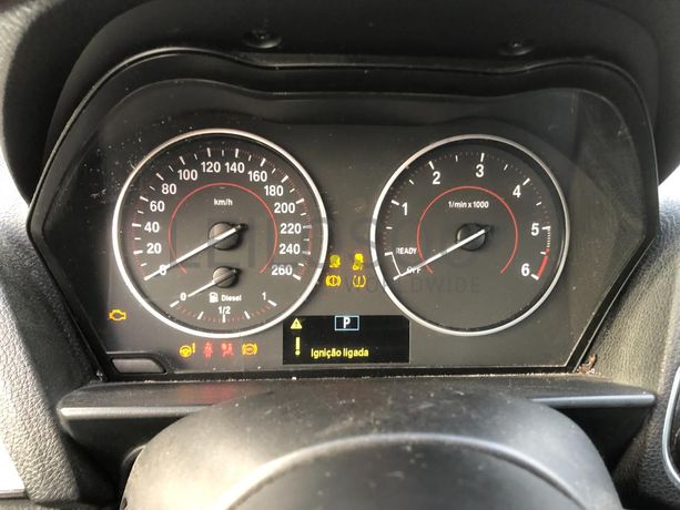 BMW 118D · Ano 2013