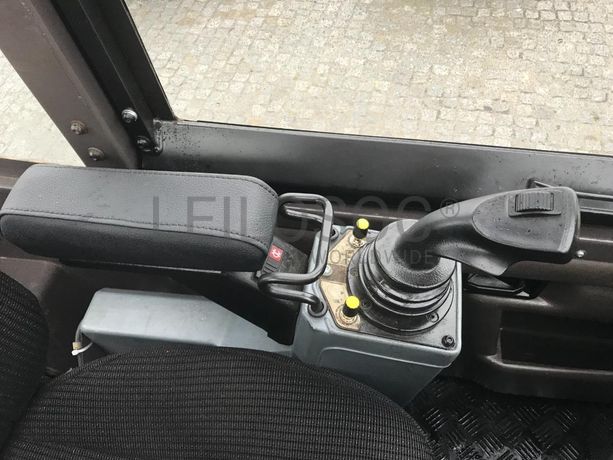 Empilhador Telescópico Manitou MRT 1635 · Ano 2006