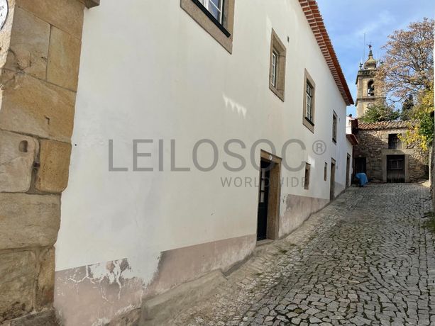 Moradia V6 · Almeida, Guarda