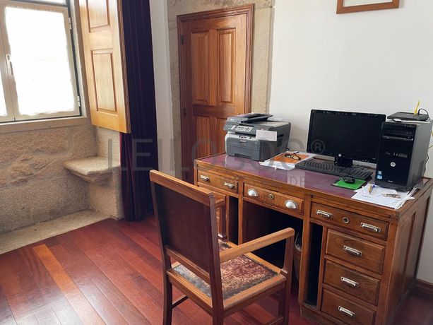 Moradia V6 · Almeida, Guarda