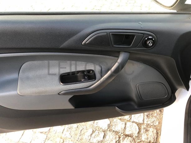 Ford Fiesta 1.4 TDCi · Ano 2010