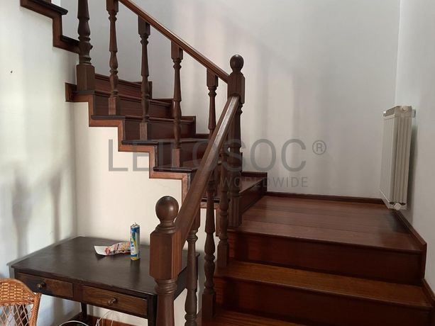 Moradia V4 · Almeida, Guarda