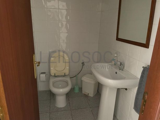 Moradia V4 · Almeida, Guarda