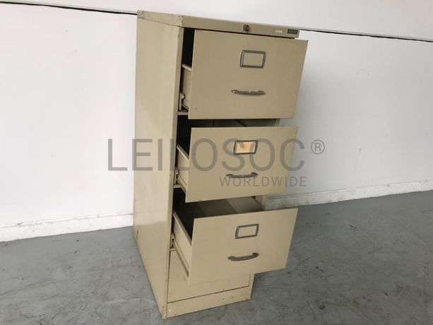 Armários Metálicos