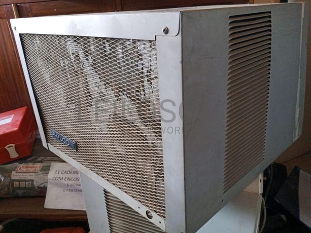 Ar condicionado ·