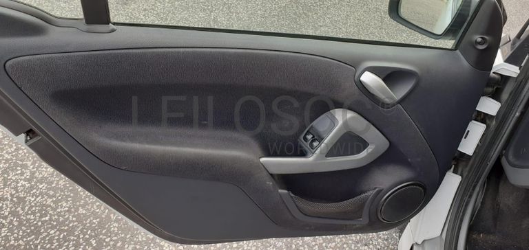 Smart Fortwo Coupé 0.8CDI · Ano 2011