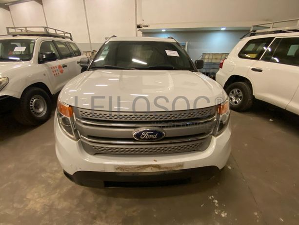 Veículo Ford Explorer ·