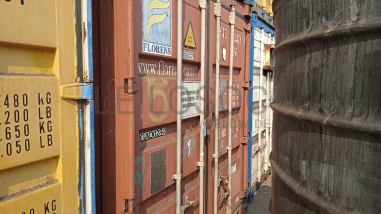 Diversos + Rebarbadeiras + Diversos + Diversos + Rebarbadeiras + Furadeira + Diversos + Braçadeiras + Torque Wreck + Radiadores + Diversos + Diversos + Diversos + Diversos + Diversos + Diversos + Diversos + Diversos + Contentor de 40P ·