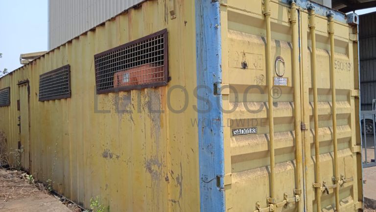 Máquina para fazer rosca + Diversos + Bomba de água + Motores + Diversos + Diversos + Bombas de água + Diversos + Diversos + Compressor de ar + Compressor de ar + Compactadora Turner Morris + Compressor de ar + Compressor Oceanos + Contentor de 40P ·