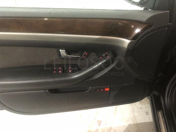 Audi A8 3.0 TDI · Ano 2006