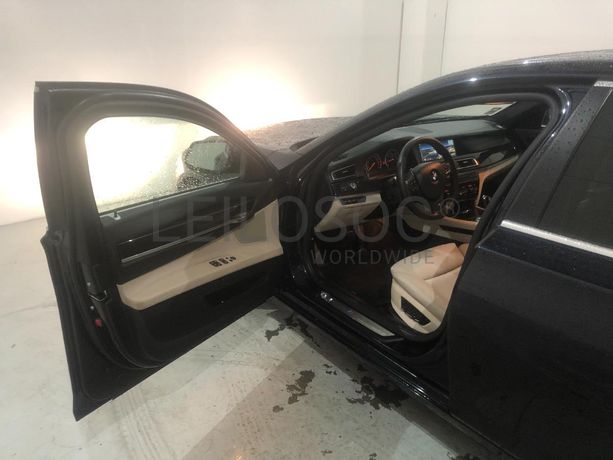 BMW 740 D · Ano 2011