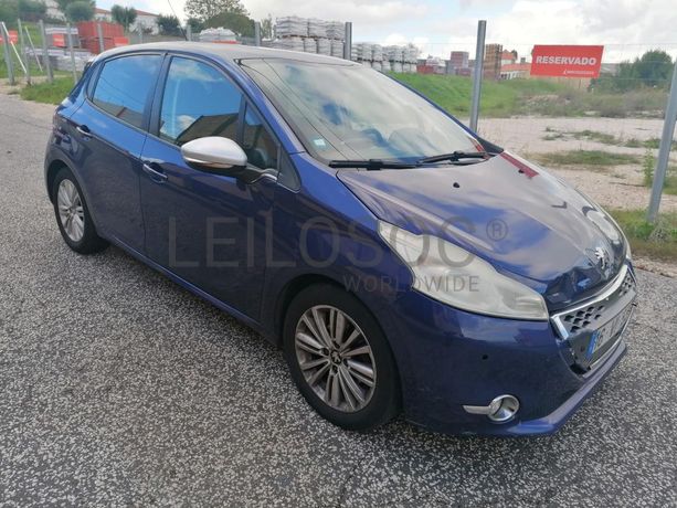 Peugeot 208 1.4HDI · Ano 2012