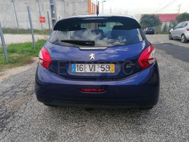 Peugeot 208 1.4HDI · Ano 2012