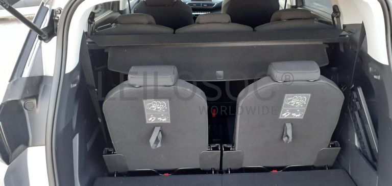 Peugeot 5008 1.6 BlueHDI · Ano 2017