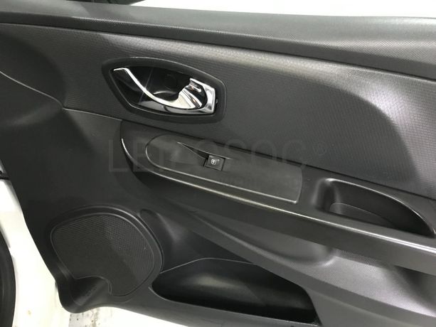 Renault Clio 1.5DCI · Ano 2013