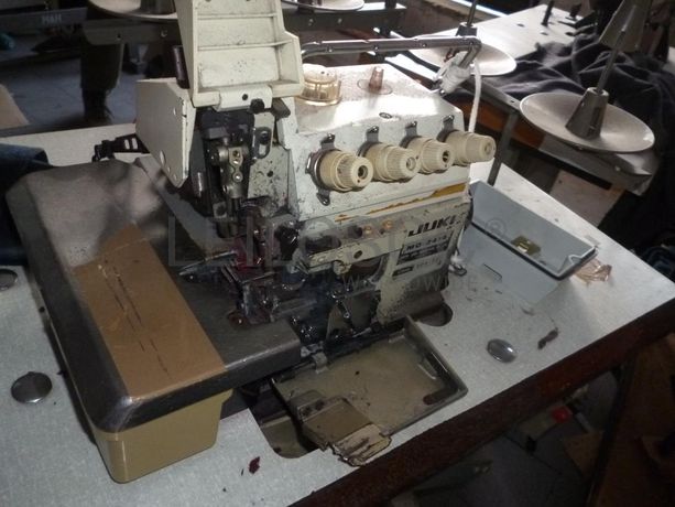 Equipamentos · Indústria de confecções