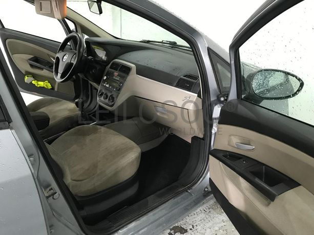 Fiat Punto 1.3D · Ano 2006