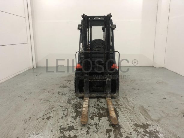 Empilhador Toyota 3000Kg · Ano 2000