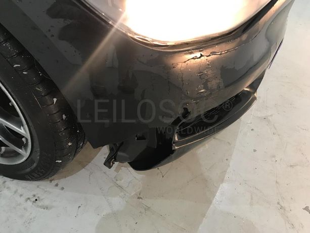 BMW 116D 1.6 · Ano 2013