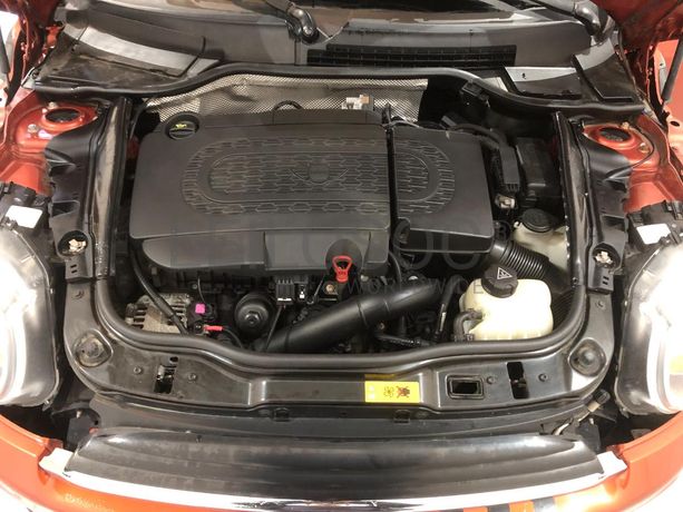 Mini Cooper 1.6D · Ano 2013