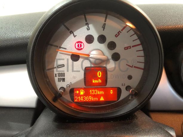 Mini Cooper 1.6D · Ano 2013