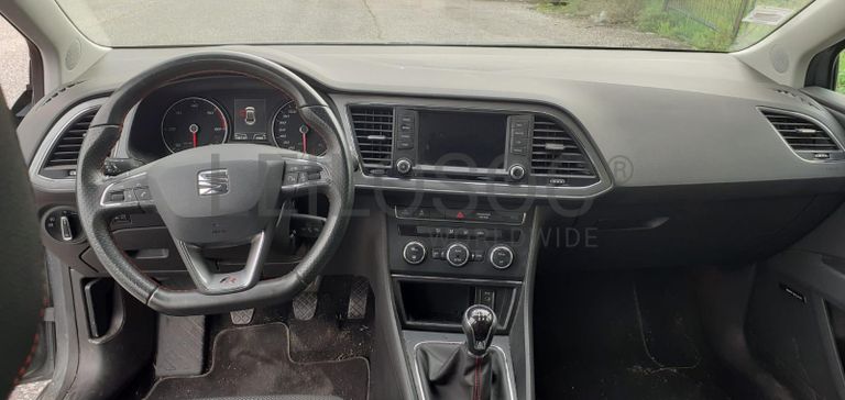 Seat Leon 2.0 TDI · Ano 2015