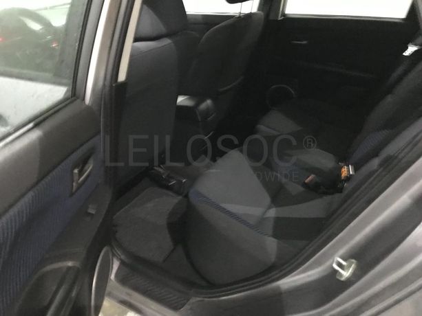 Mazda 3 · Ano 2004
