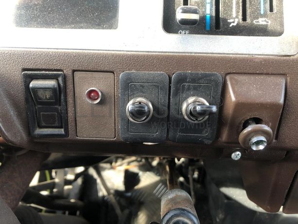 Reboque Toyota Dyna 250 · Ano 1990