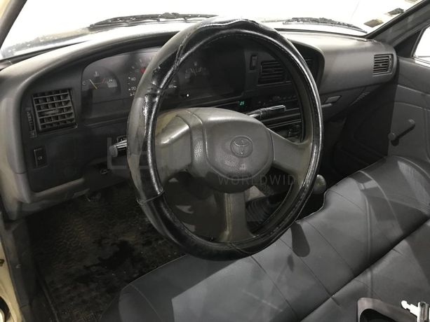 Toyota Hilux 2.4D · Ano 1992