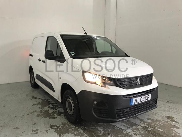 Peugeot Partner 1.5 HDI · Ano 2021