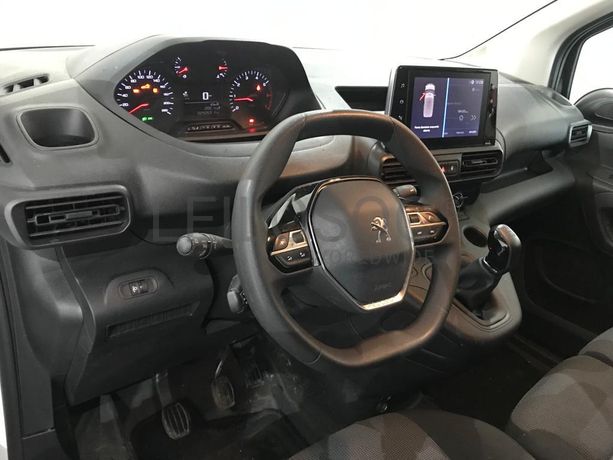 Peugeot Partner 1.5 HDI · Ano 2021
