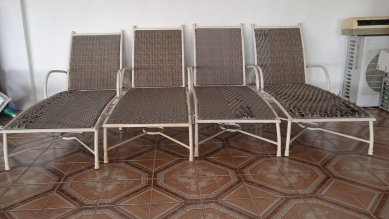 Mobiliário de lar ·