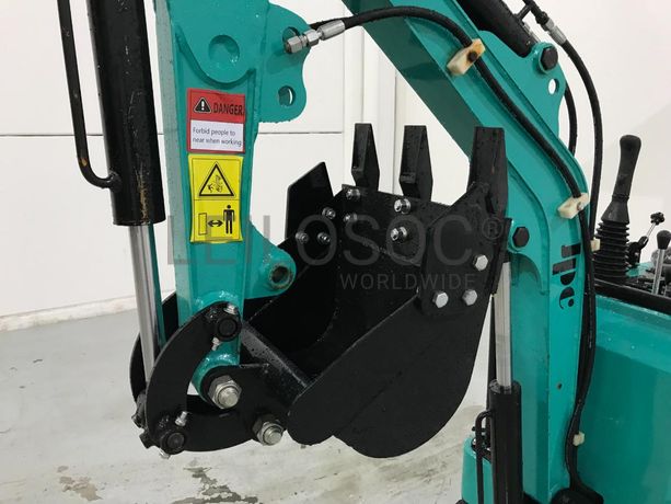 Mini Giratória Rastos JPC PC10 · Ano 2022