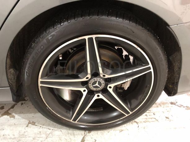 Mercedes-Benz C180D · Ano 2018