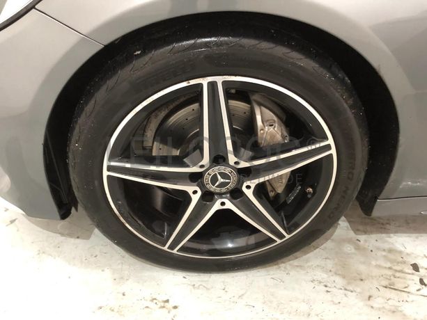 Mercedes-Benz C180D · Ano 2018