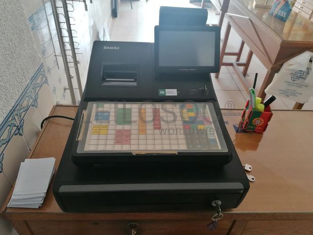 Equipamento Ótico + Material Informático