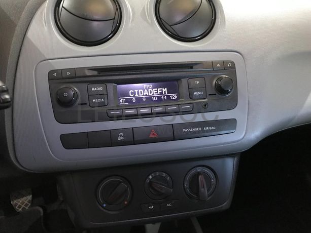 Seat Ibiza 1.2 TDI · Ano 2014