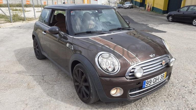Mini Cooper D · Ano 2010