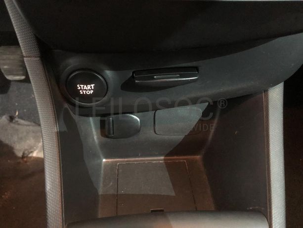 Renault Clio · Ano 2013