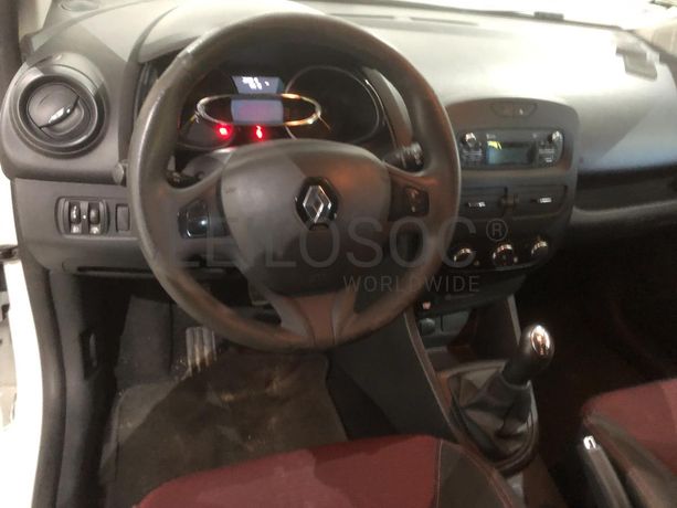 Renault Clio · Ano 2013