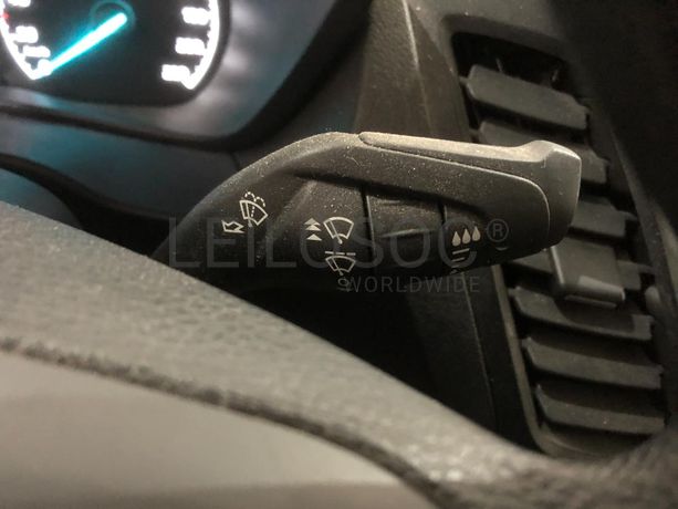 Ford Transit Connect 1.5 TDCI · Ano 2021