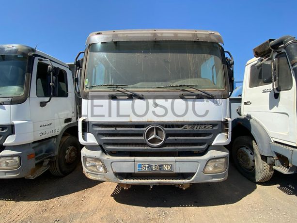 Camião Basculante 26 T (4X2)