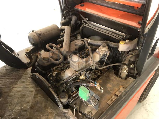 Empilhador Nissan 3.000kg