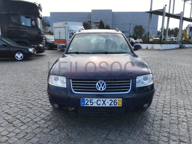 Volkswagen Passat 1.9 TDI · Ano 2004