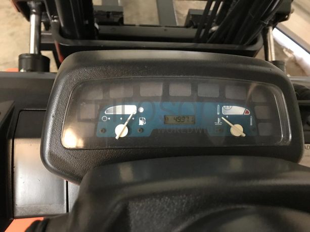 Empilhador Toyota 42-7GF18 · Ano 2000