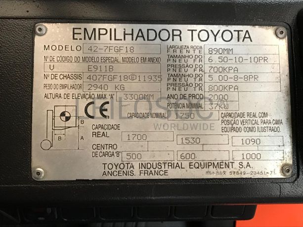 Empilhador Toyota 42-7GF18 · Ano 2000