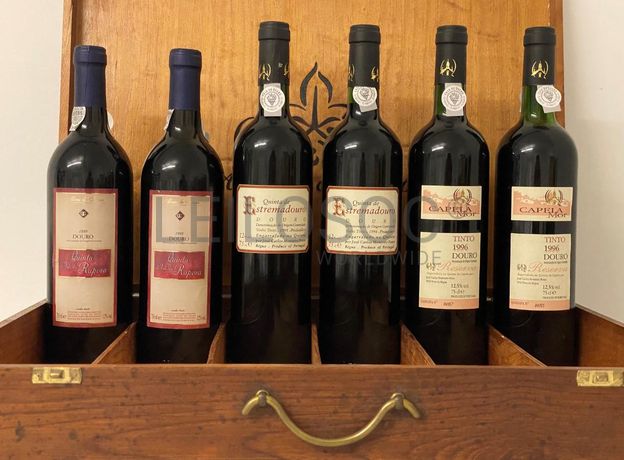 Coleção de 6 Garrafas de Vinho Tinto - 'JMV'